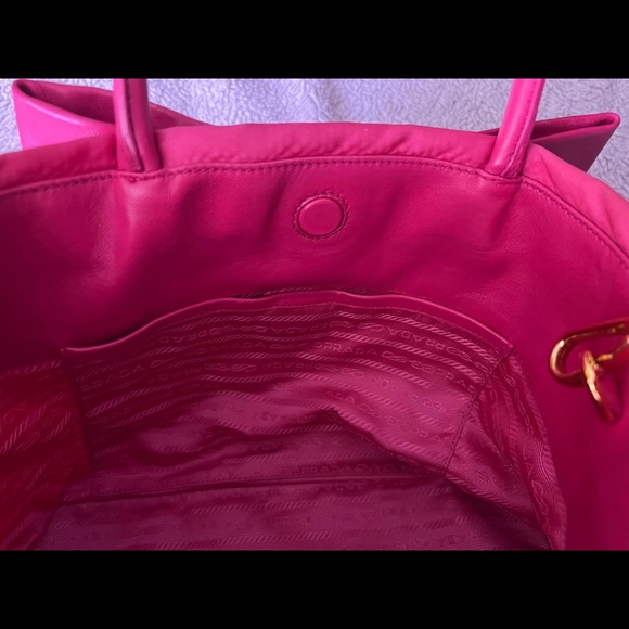 AUTHENTIC PRADA TWOWAY SLING BAG - Picture 14 of 16